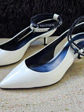 Louis Vuitton Paris Women Heel Pump Sandal Shoe White Patent Leather 34 Italy